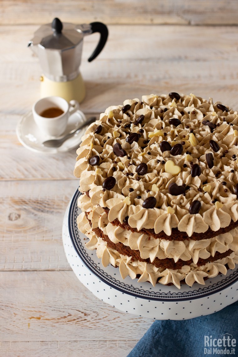 Come fare una naked cake caffè e cioccolato