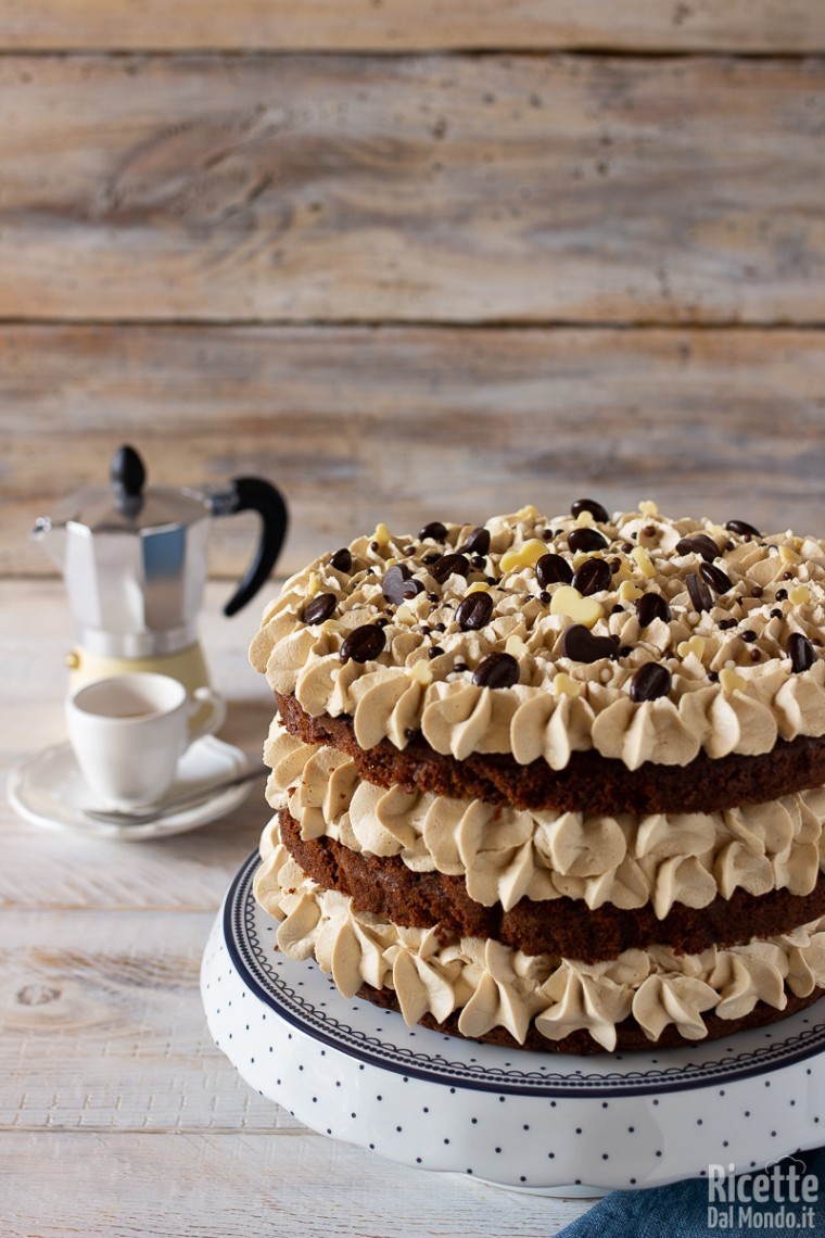 Ricetta naked cake caffè e cioccolato