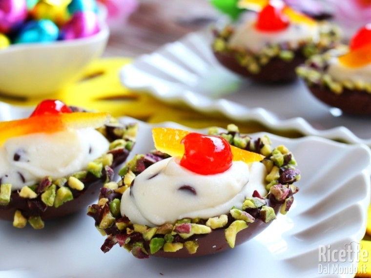 Ovetti di cioccolato ripieni di crema alla cassata 6