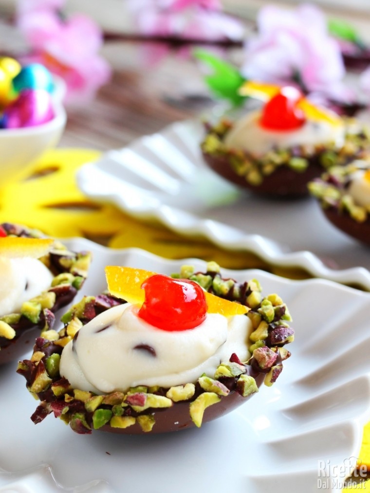 Come fare gli ovetti ripieni alla cassata