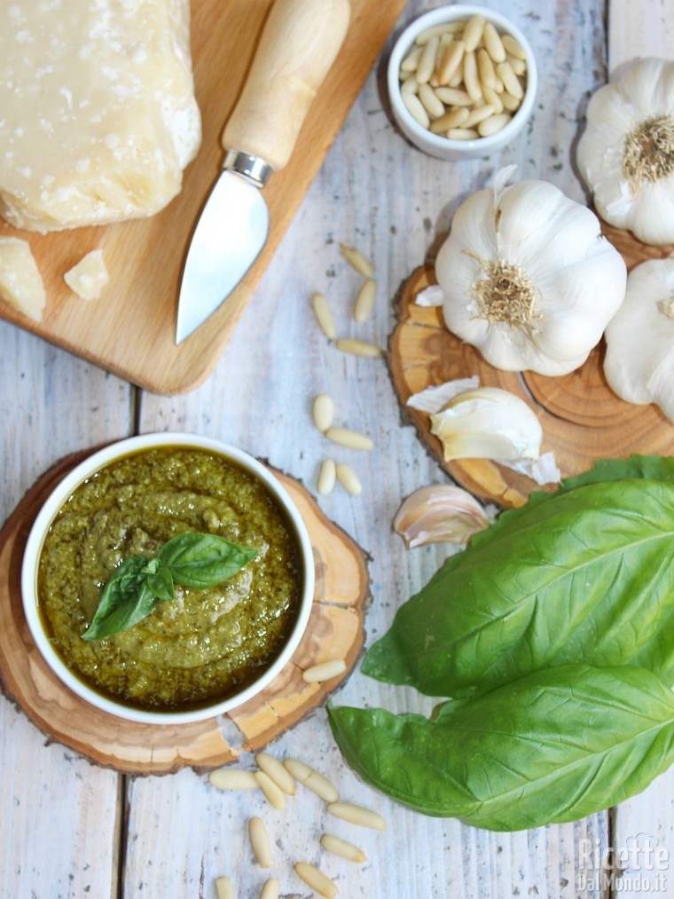 Pesto Genovese Bimby Fatto In Casa Ricettedalmondo It