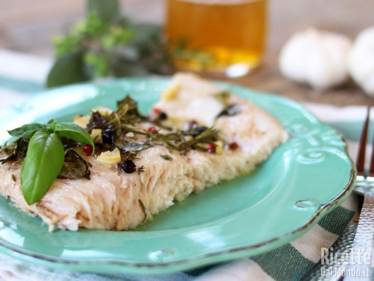 Ricetta filetto di pesce persico alle erbe aromatiche