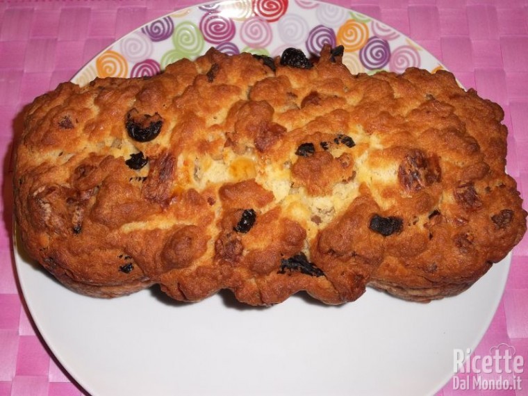 Plumcake con Pomodori Secchi e Salsiccia