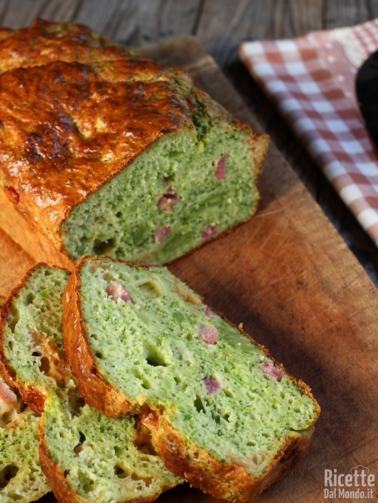 Semplice plumcake salato con broccolo e provola