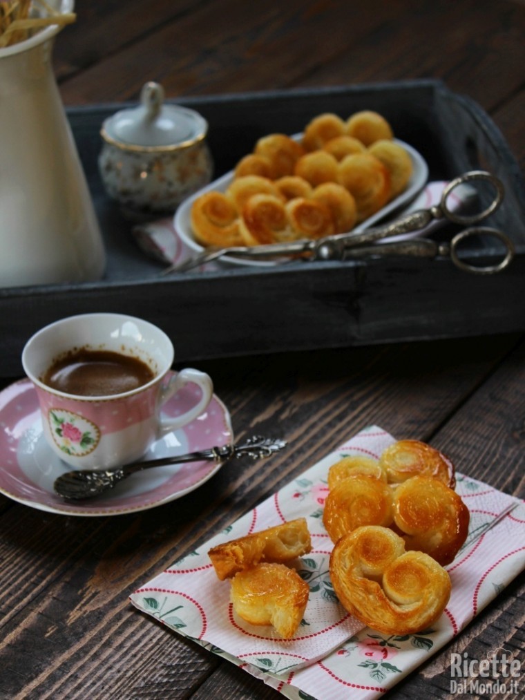 Prussiane o ventagli di pasta sfoglia fatte in casa