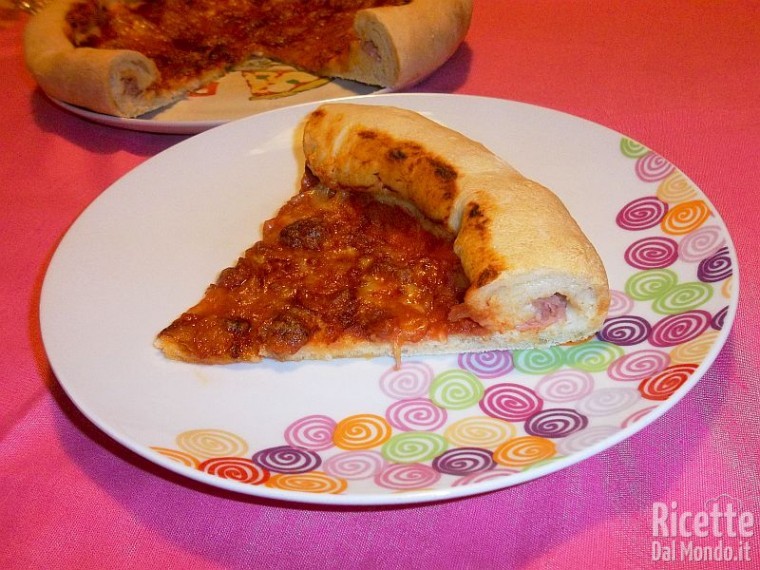 Pizza con il Cornicione Ripieno