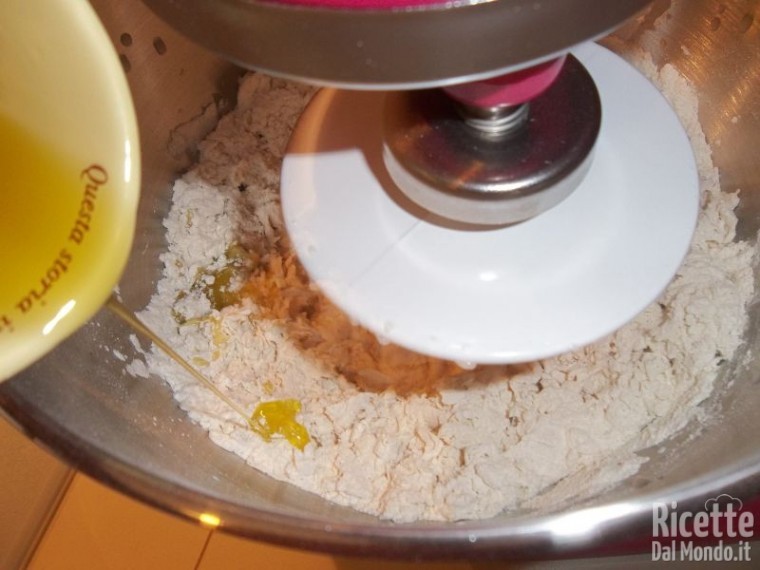 Pizza con il Cornicione Ripieno