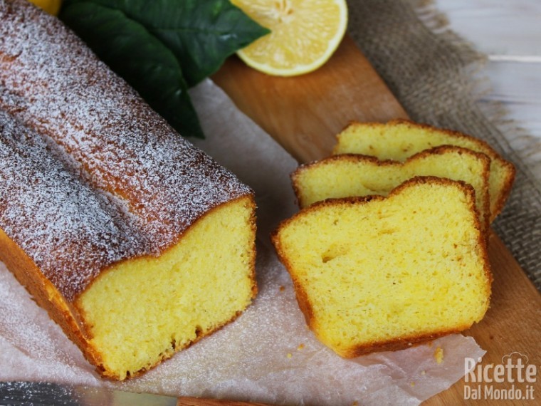 Plumcake al limone, soffice e leggero | RicetteDalMondo