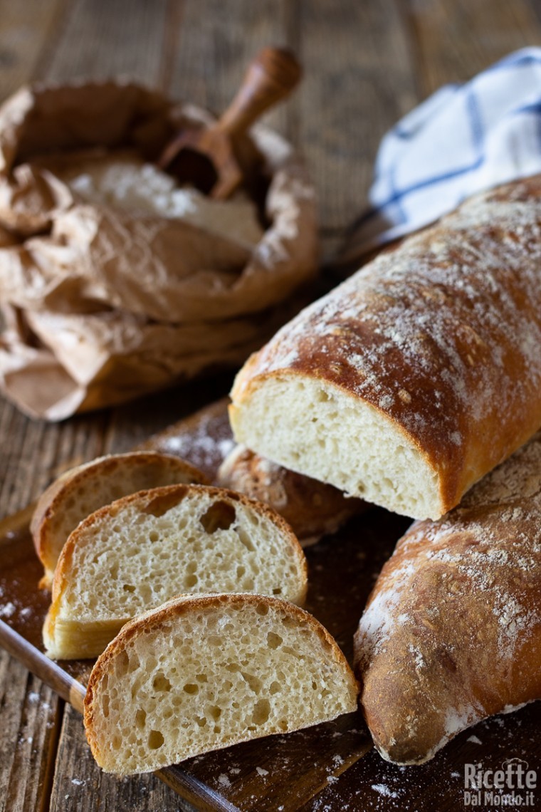 Come fare il pane veloce senza lavorazione