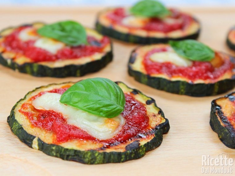 Come Fare le Pizzette di Zucchine
