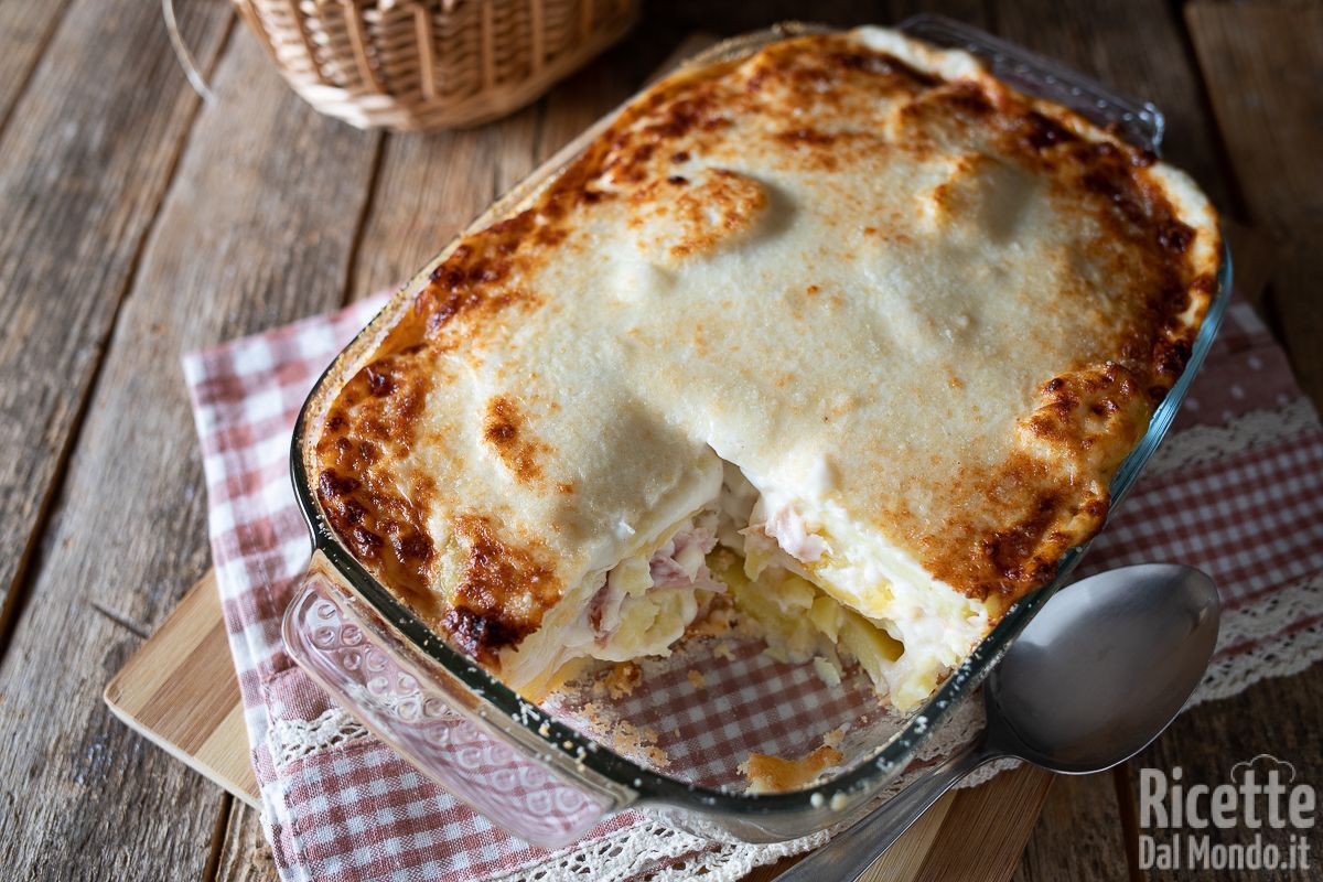 Parmigiana di patate (la ricetta veloce e golosa, pronta in 5 minuti!)