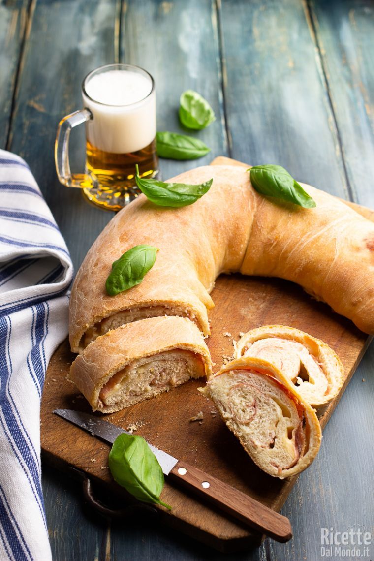 Ricetta pizza arrotolata al prosciutto