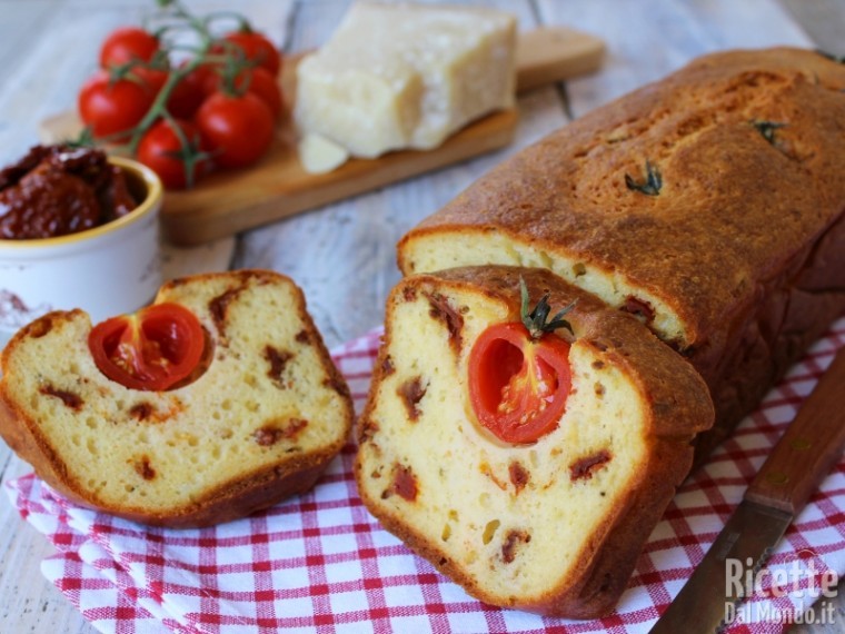 Plumcake salato con Pomodori secchi