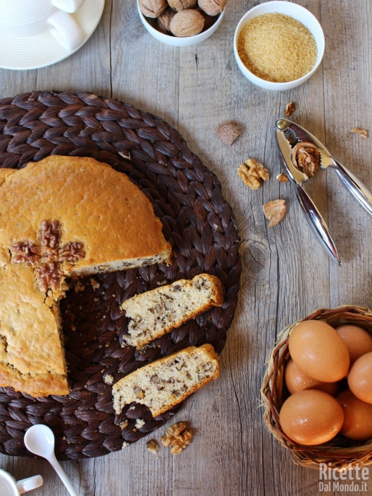 Come fare il pandolce alle noci