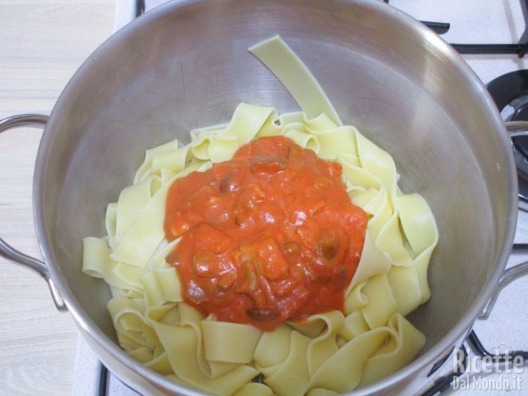 Pappardelle boscaiola 11