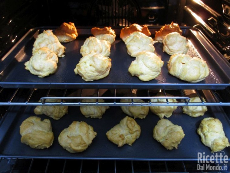 Pasta choux (o pasta per bignè) 16