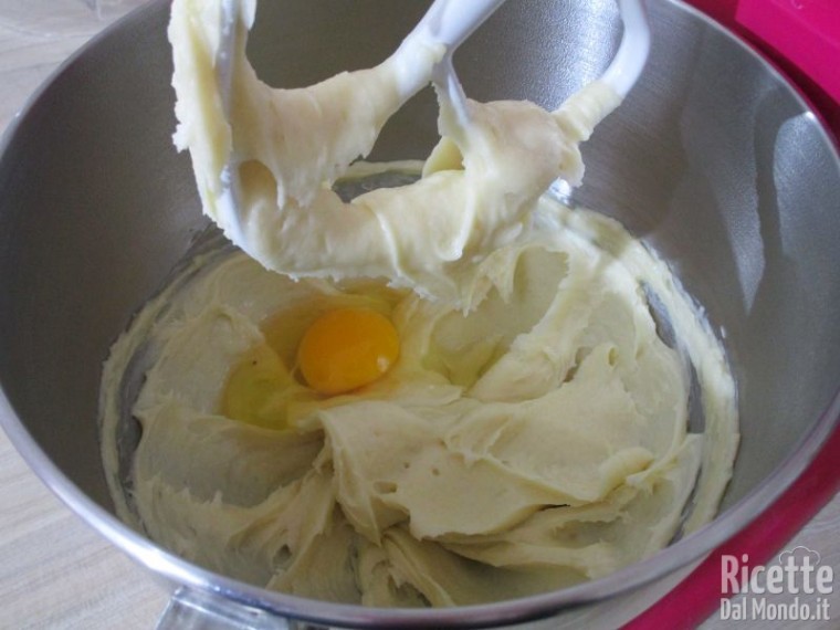 Pasta choux (o pasta per bignè) 13