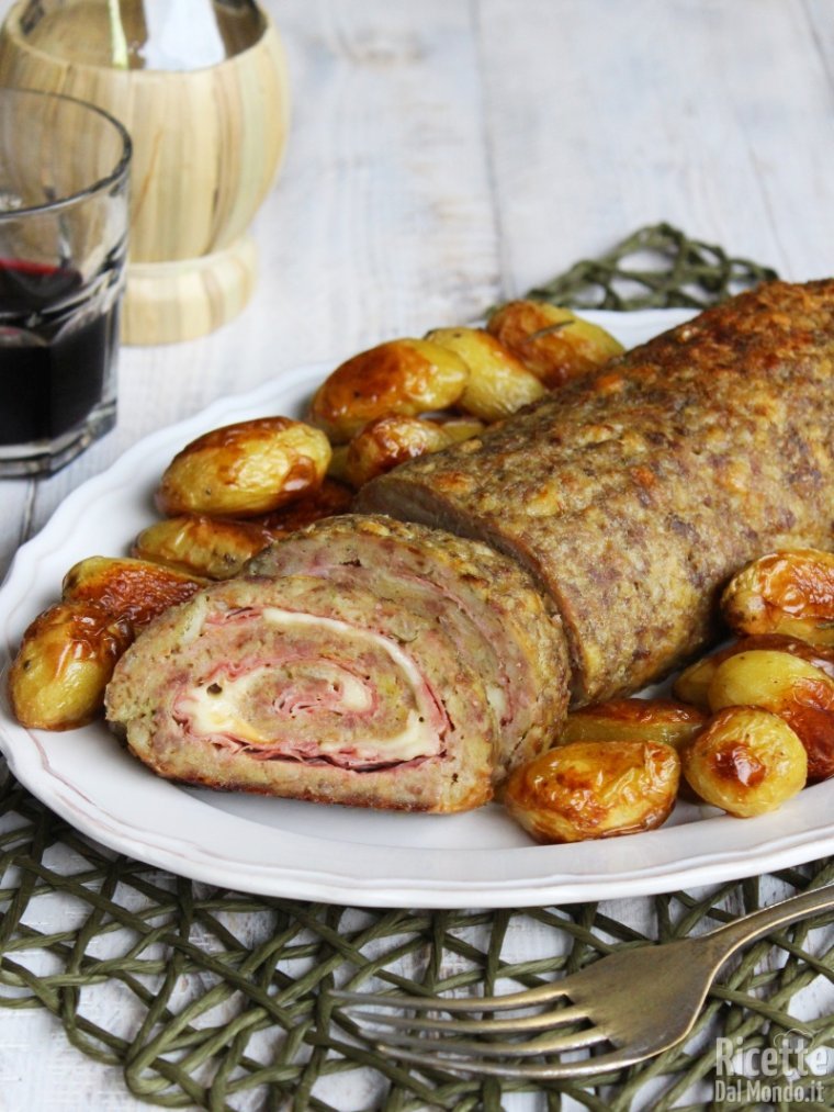 Polpettone al forno con patate RicetteDalMondo.it
