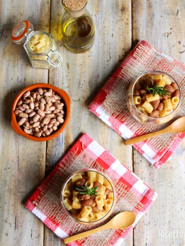 Ricetta pasta e fagioli borlotti
