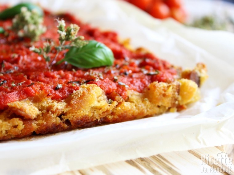 Pizza di pane raffermo semplice