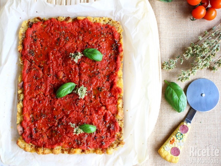 Come fare la pizza di pane raffermo