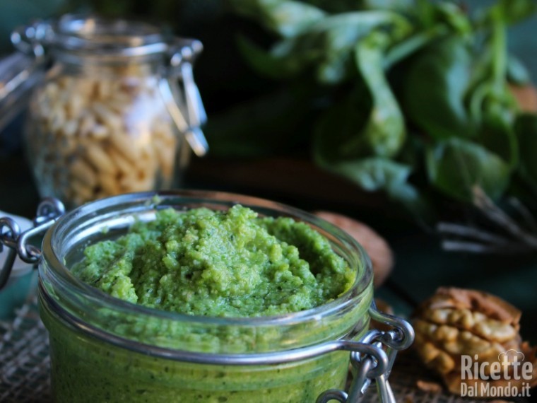 Pesto di broccoli verdi
