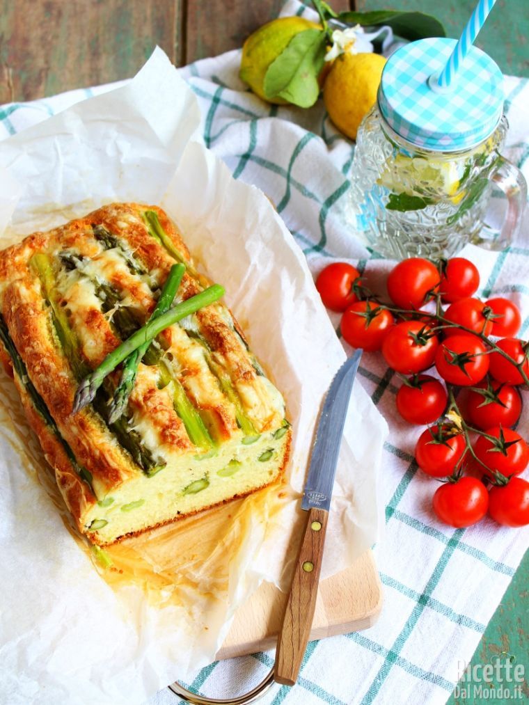 Plumcake salato con asparagi e asiago semplice