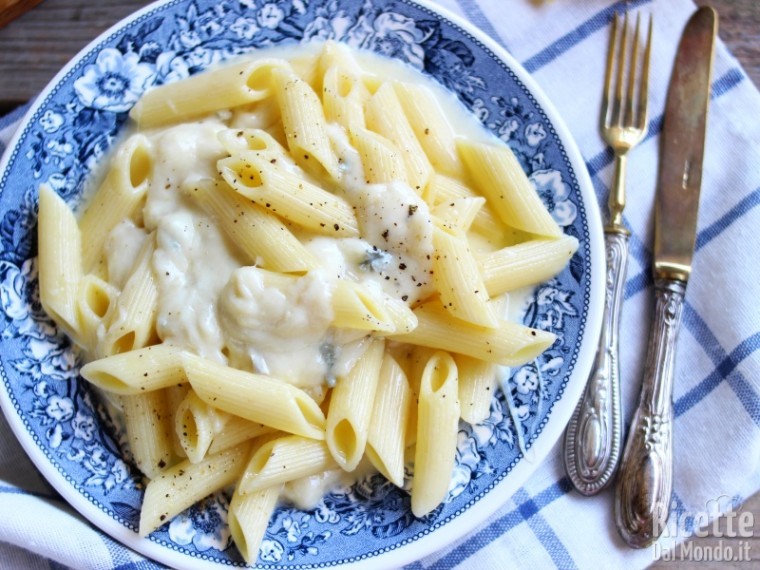 Pasta Ai Quattro Formaggi Senza Panna Ricettedalmondo