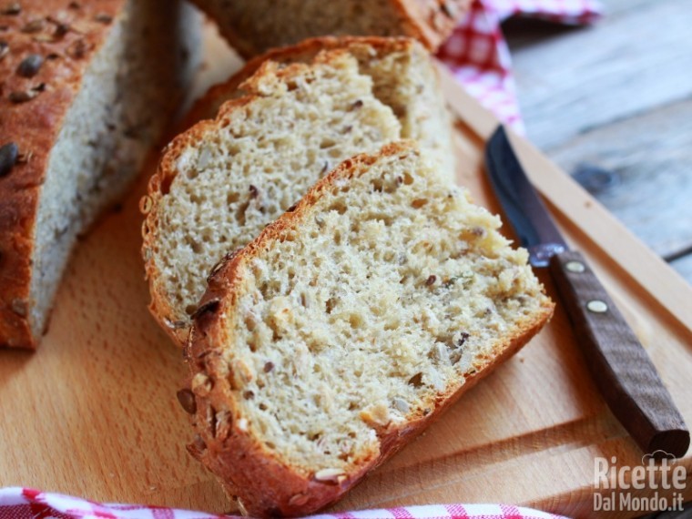 Ricetta pane ai semi misti