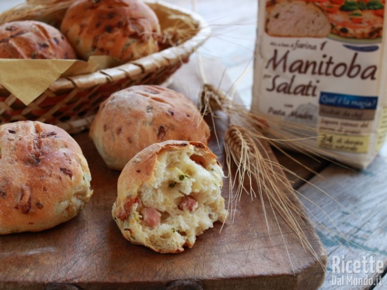 Ricetta panini con zucchine e bacon