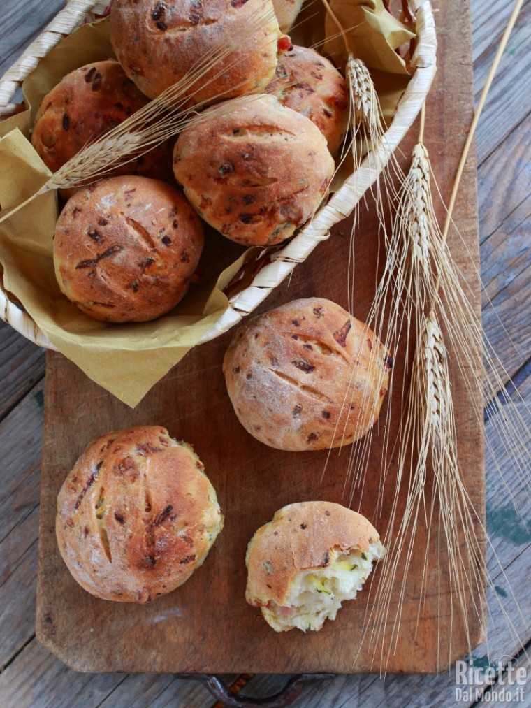 Come fare i panini con zucchine e bacon