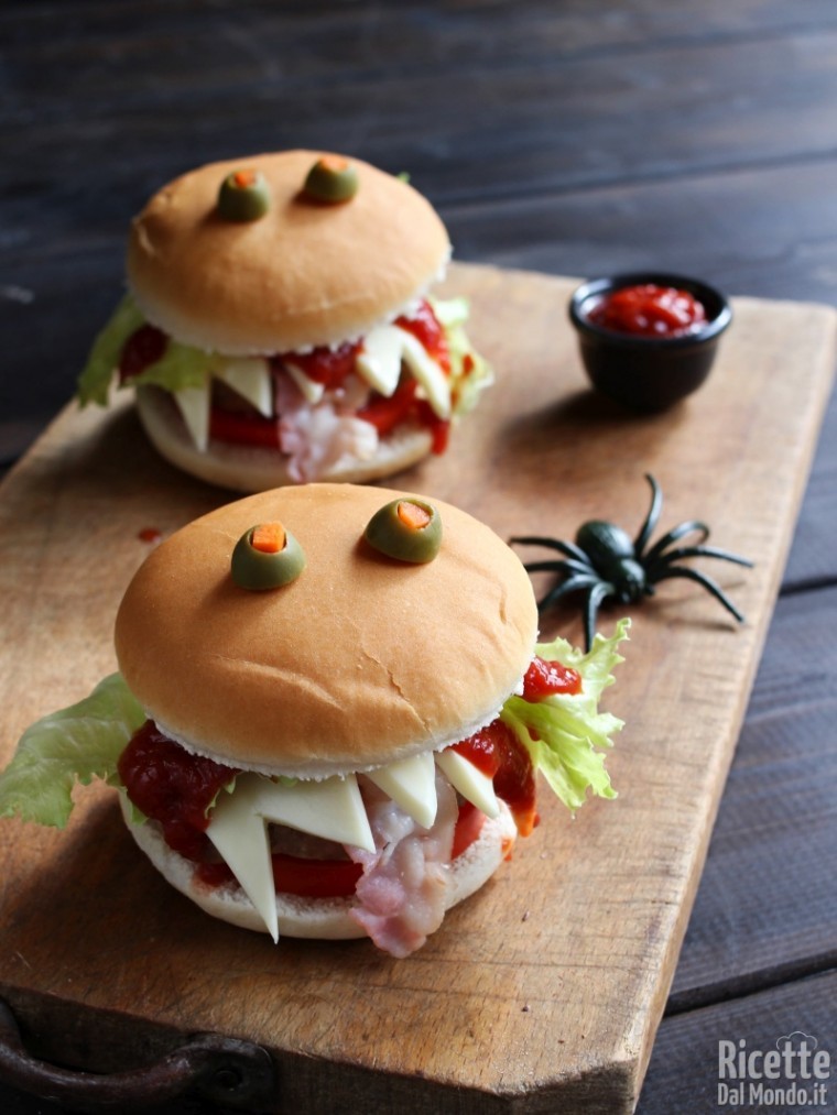 Come fare i panini di Halloween mostruosi