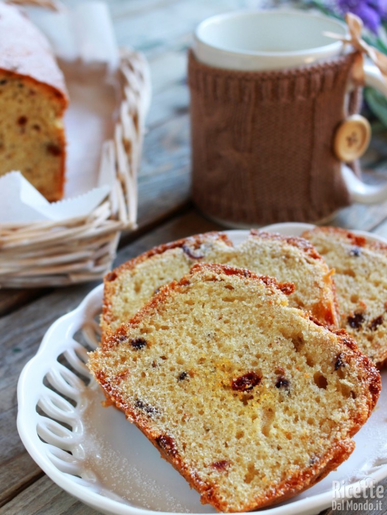 Come fare il pane dolce ai frutti di bosco
