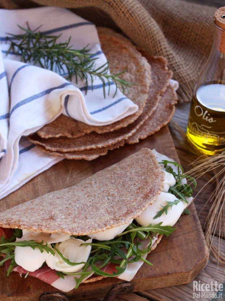 Come fare la piadina integrale all'olio d'oliva