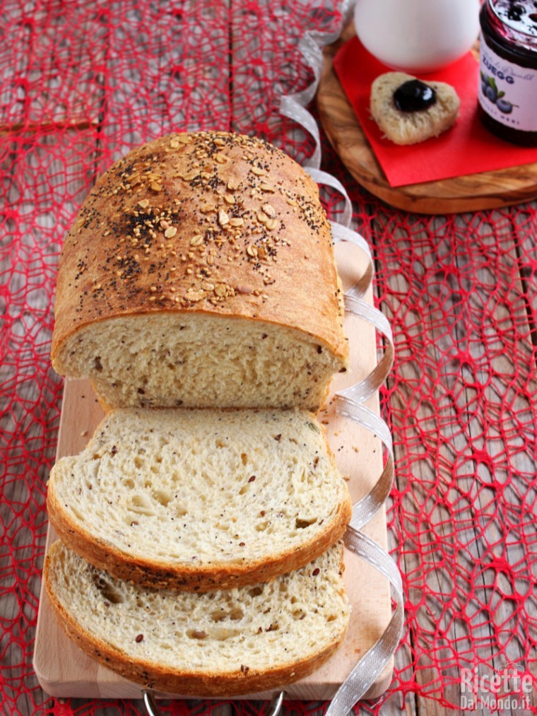 Ricetta per fare il pan bauletto ai cereali