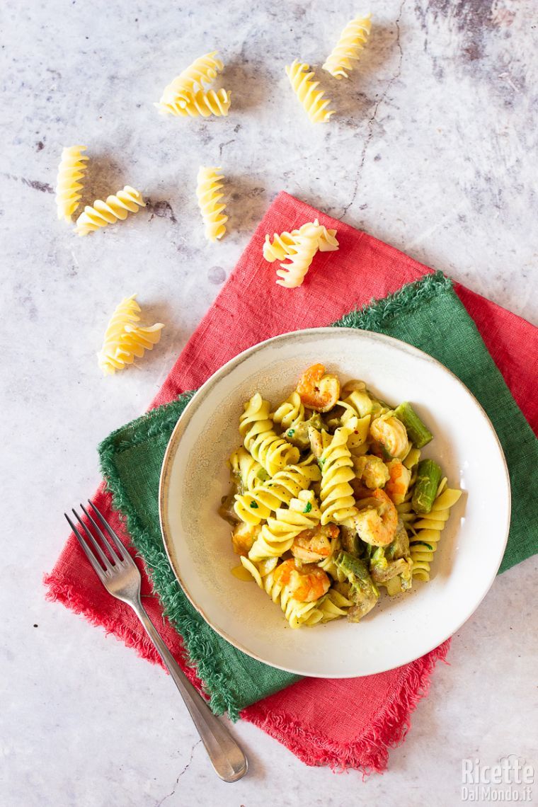 Ricetta pasta carciofi e gamberi freschi