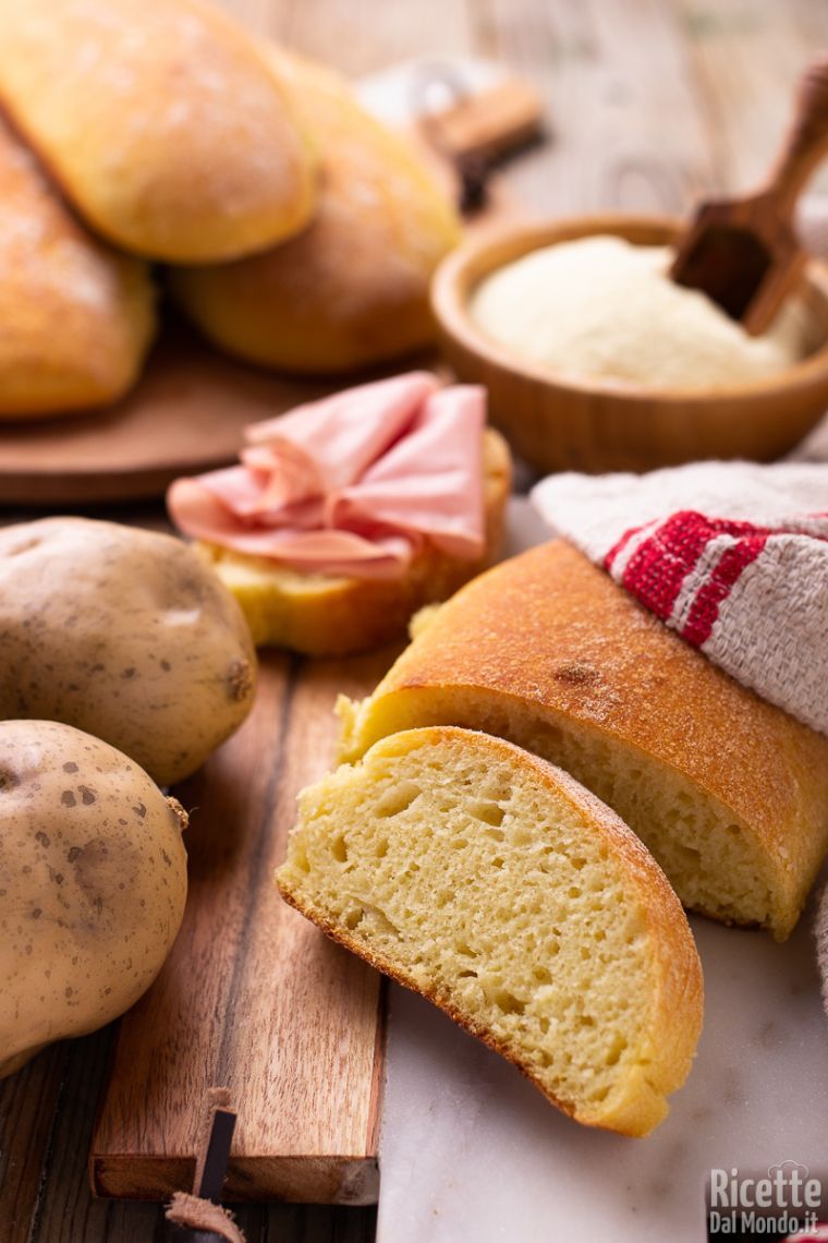 Come fare pane di patate sardo morbido