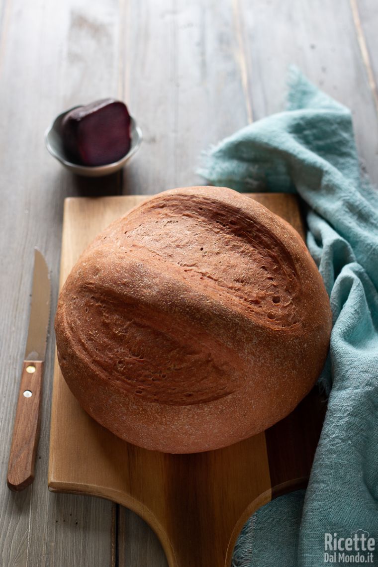 Ricetta pane alla barbabietola
