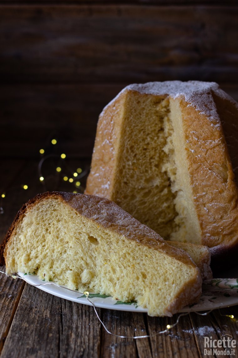 Come fare il pandoro senza lattosio (senza burro)