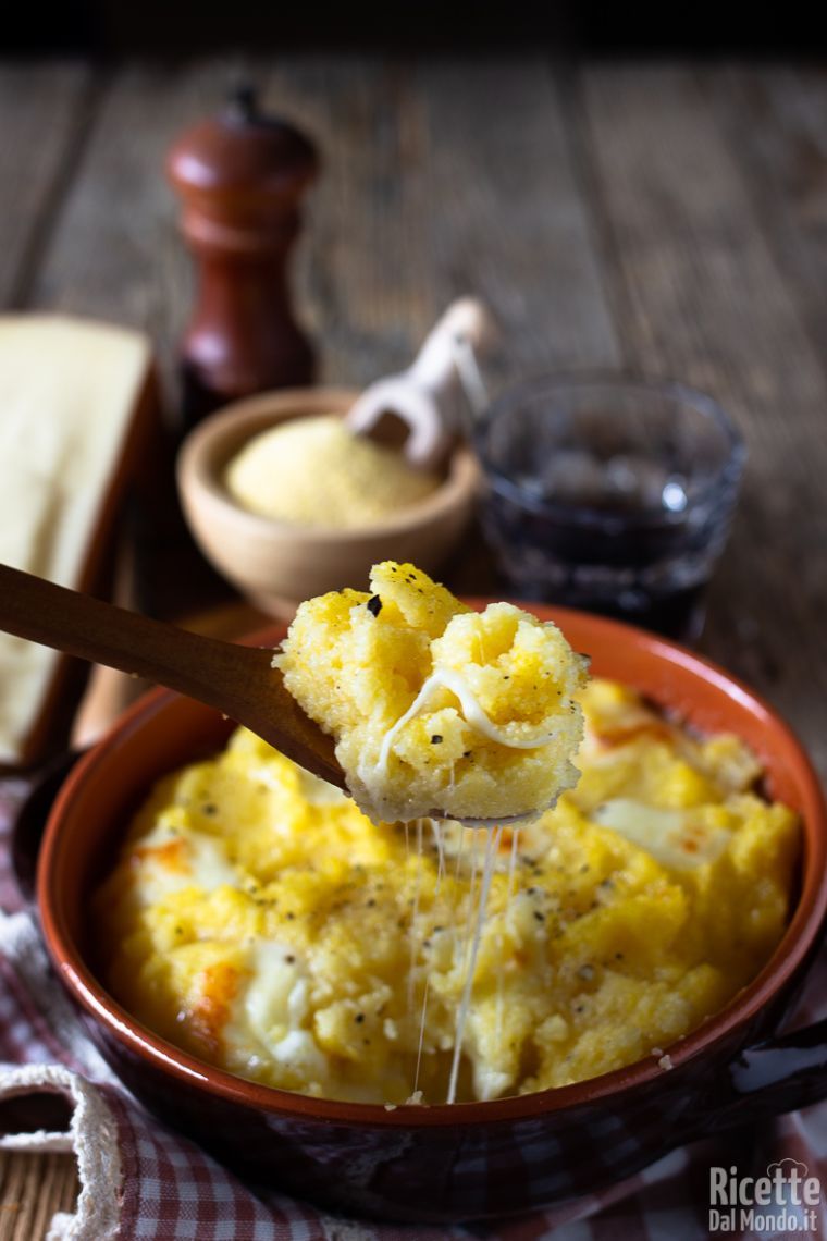Polenta concia, la ricetta originale per farla a casa!