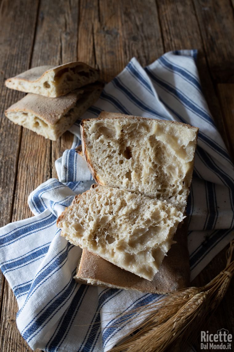 PANE CON LIEVITO MADRE ricetta pane fatto in casa con passo passo