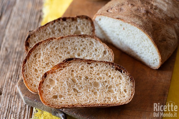 Pane al miele. La ricetta facile e veloce del pane fatto in casa!