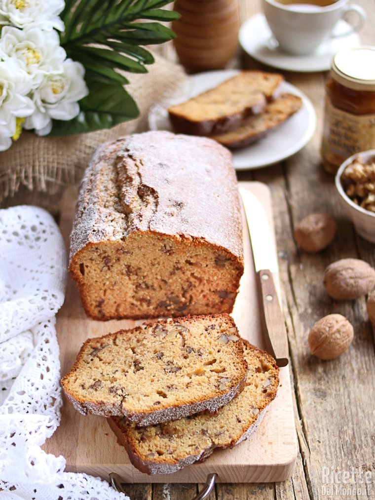 Ricetta plumcake integrale con miele e noci