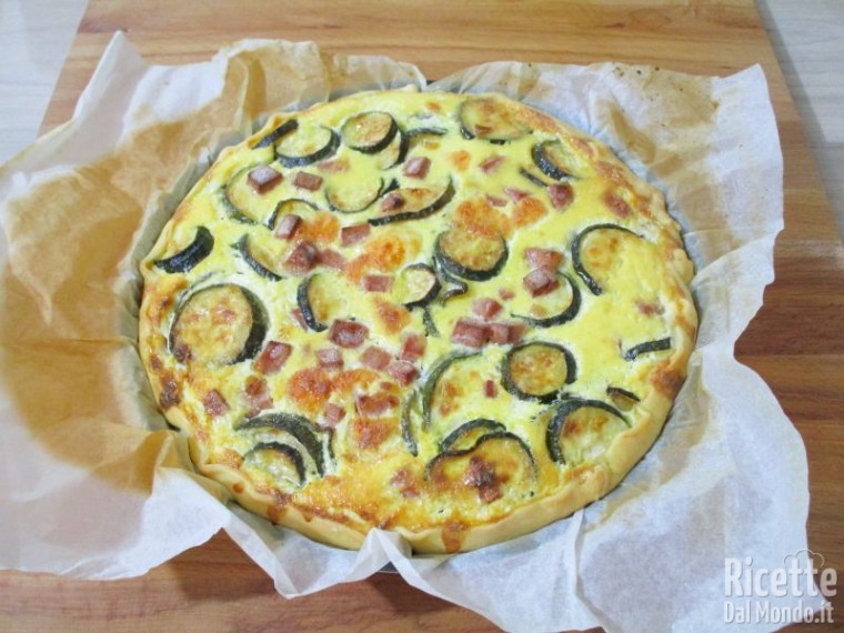 Quiche di zucchine e mortadella 9