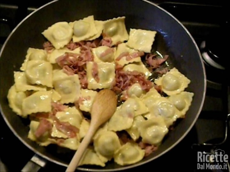 Ravioli di Magro con Mortadella