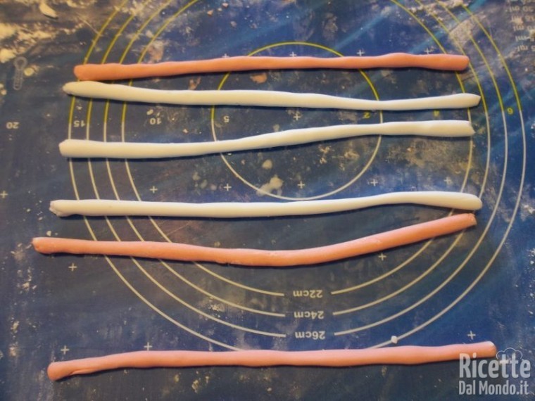 redVelvetCakeLaura21