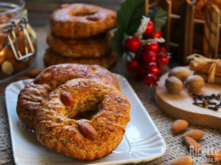 Ricetta Roccocò napoletani