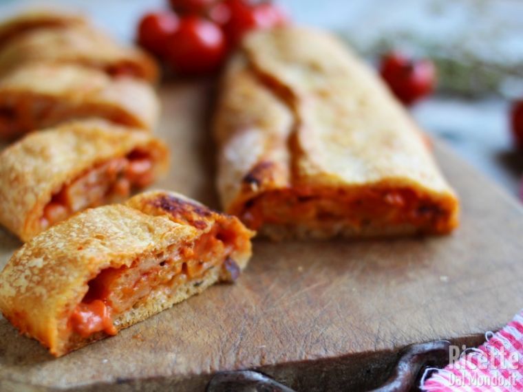 Semplice rotolo di pizza margherita veloce