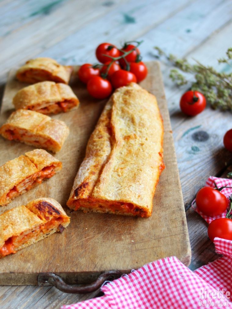 Come fare il rotolo di pizza margherita veloce