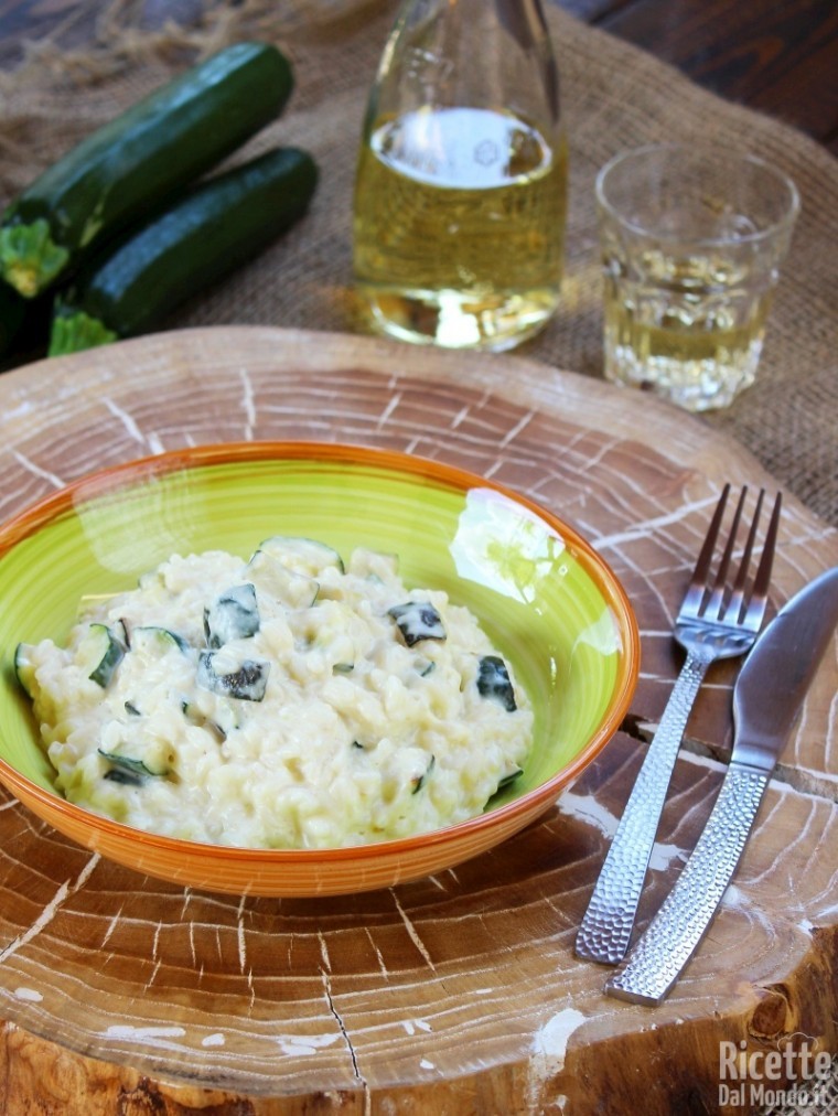 Come fare il risotto con zucchine e Philadelphia